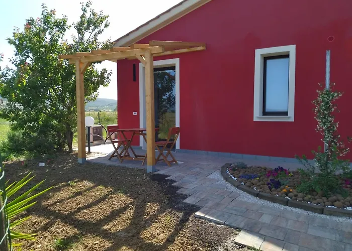 Le Dimore Rosse - Vakantieboerderij